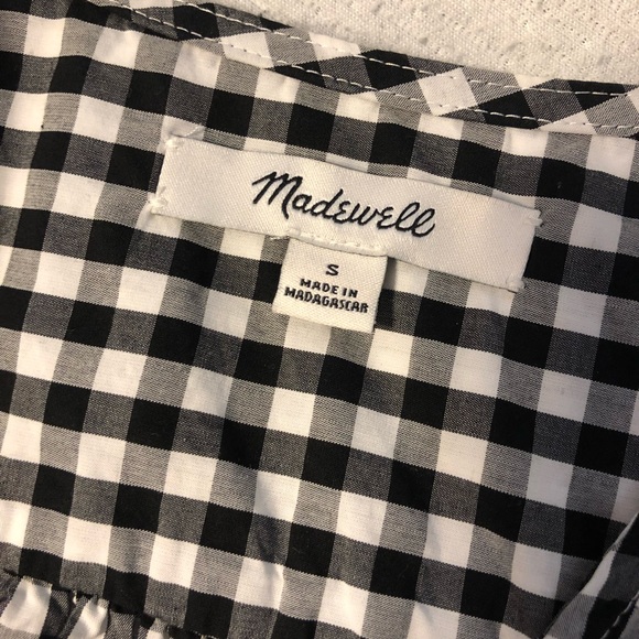 Adorable MADEWELL Short-Sleeve Wrap Top in Gingham - Picture 7 of 7
